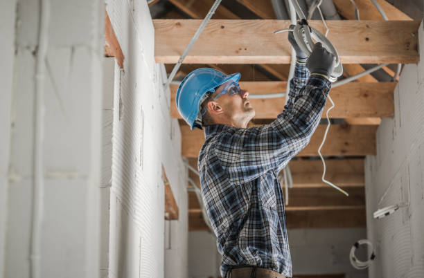 Best Affordable Emergency Electrician  in Middleburg Heights, OH